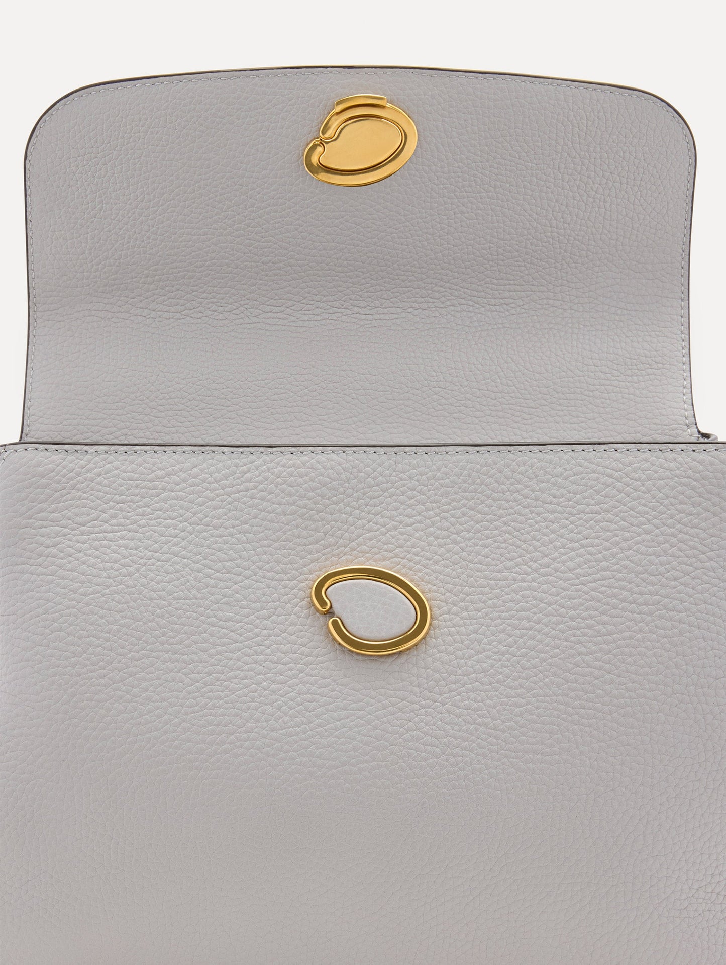 The Poppy in Grey with O closure Clasp. Zoom View