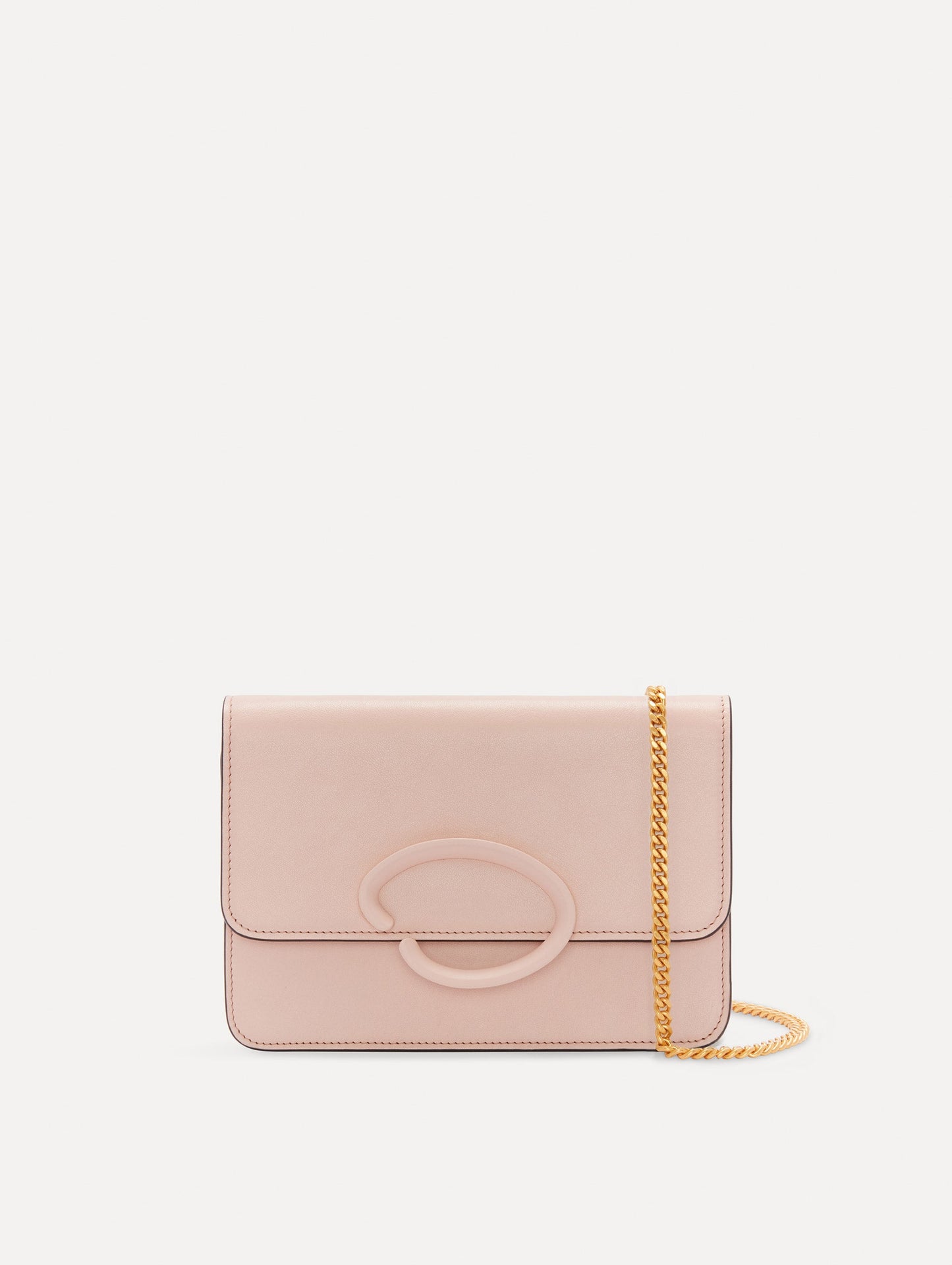 O Pochette Crossbody Bag in Blush with gold chain. Front View.