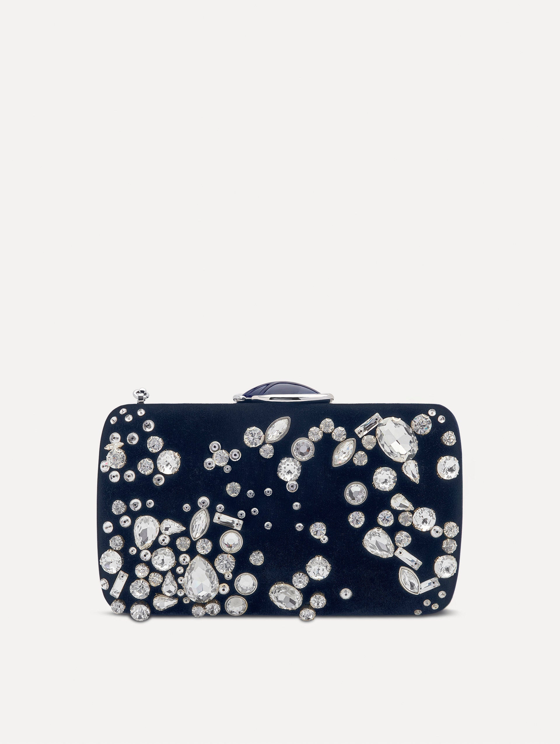Clutch with multi-dimensional crystal embroidery and faceted stones scattered across canvas. The clutch features the Oscar ‘O’ emblem at the clasp.